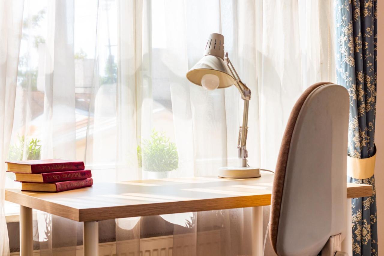 Classic Style Apartment In The Center Of Riga Luaran gambar