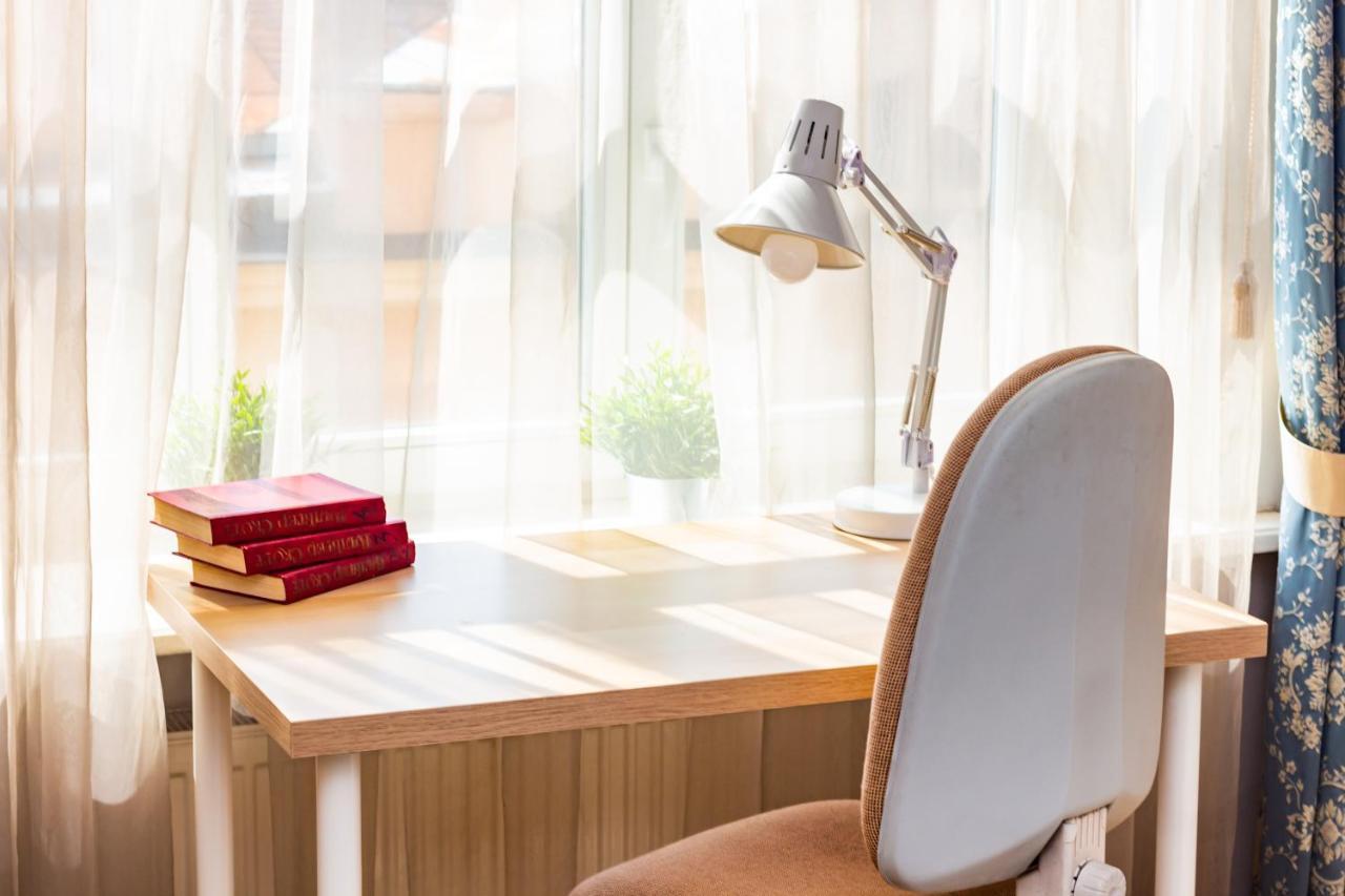 Classic Style Apartment In The Center Of Riga Luaran gambar