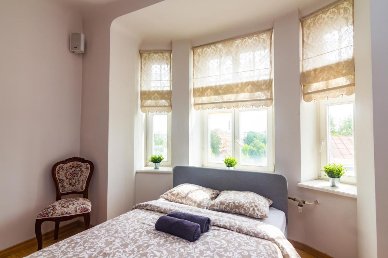 Classic Style Apartment In The Center Of Riga Luaran gambar